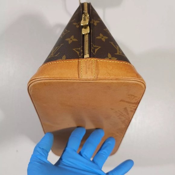 Authentic Louis Vuitton Alma PM Monogram Canvas Leather Hand Bag - Vintage - Picture 11 of 16